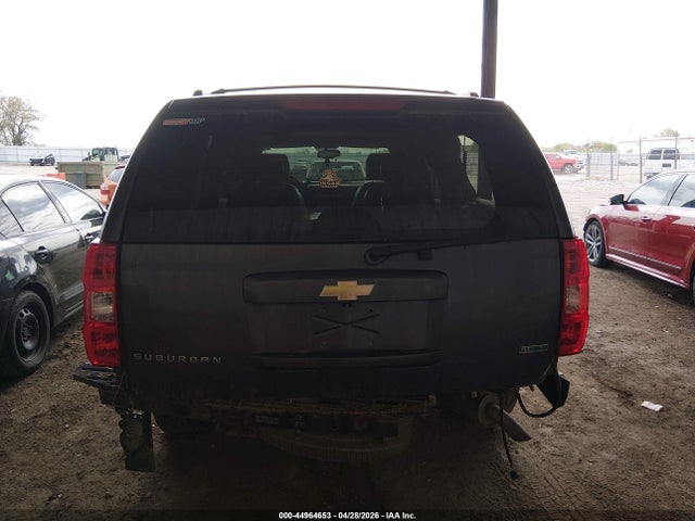 Chevrolet Suburban 1500 Ltz