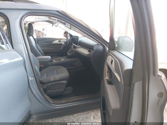 Ford Explorer Active