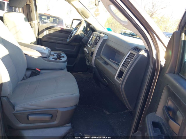 Ram 1500 Express  4x4 6'4 Box