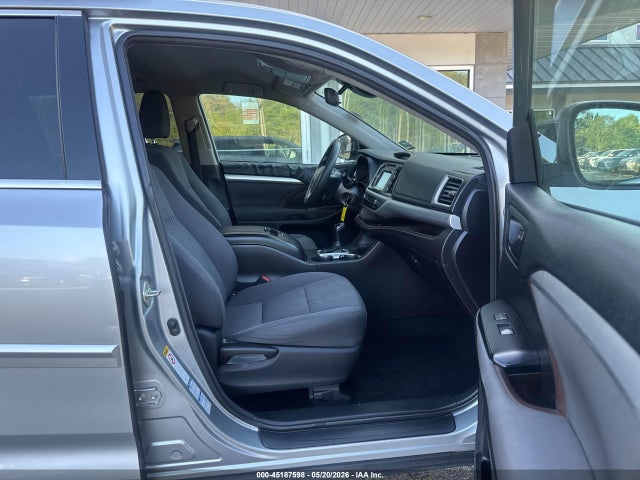 Toyota Highlander Le