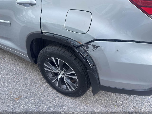 Toyota Highlander Le