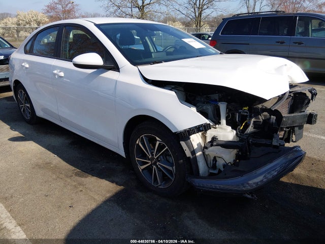 Salvage Kia Forte Image