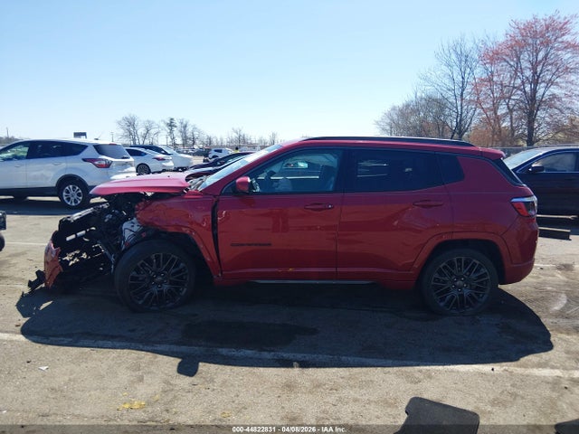 Jeep Compass (red) Edition 4x4