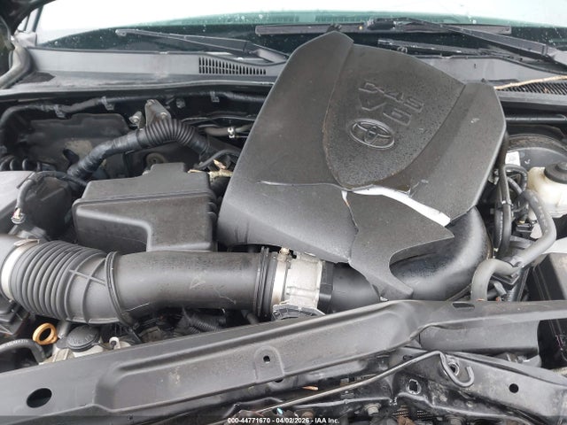 Toyota Tacoma Sr5 V6