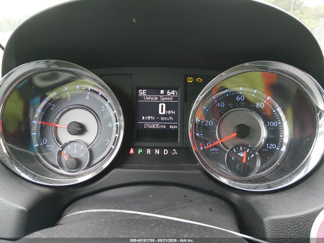 Chrysler Town & Country Touring-l