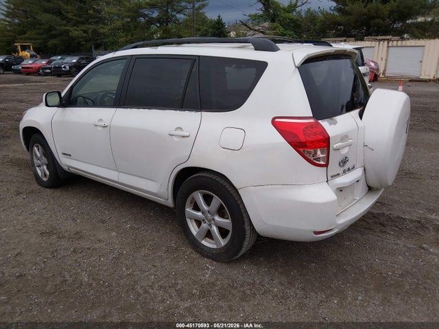 Toyota RAV4 Limited V6