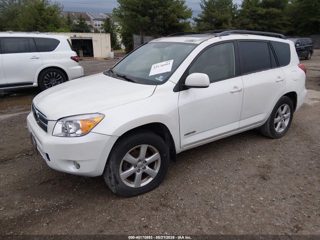 Toyota RAV4 Limited V6