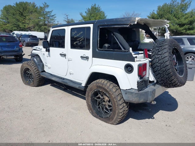 Jeep Wrangler Sahara 4x4