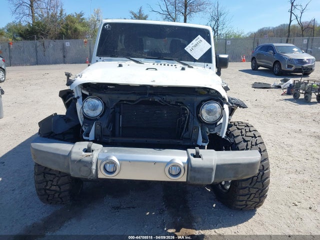 Jeep Wrangler Sahara 4x4