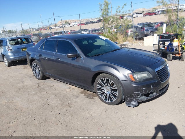 Salvage Chrysler 300 Image