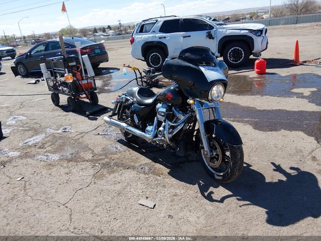 Salvage Harley-Davidson Flht Image
