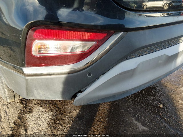 Hyundai SANTA FE Sel Plus