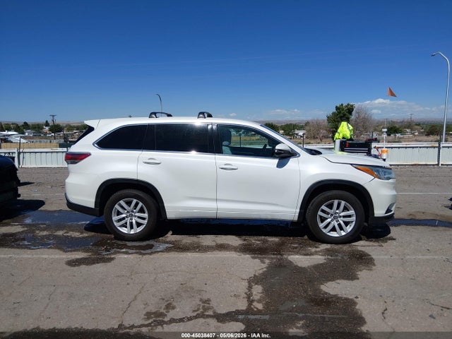 Toyota Highlander Le V6