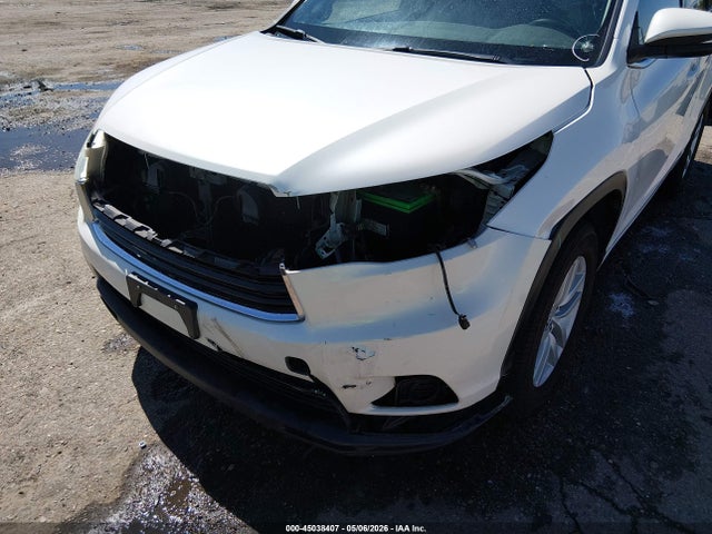 Toyota Highlander Le V6