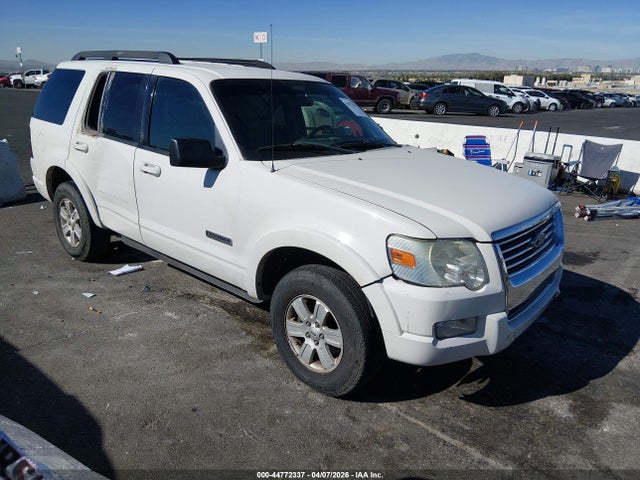 Salvage Ford Explorer Image