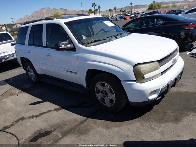 Salvage Chevrolet Trailblazer Image