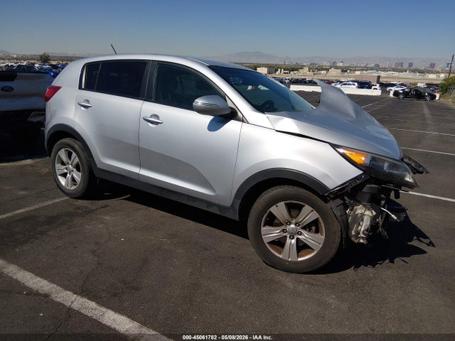 Salvage Kia Sportage Image