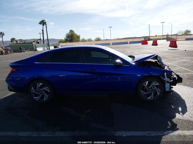 Hyundai ELANTRA Limited