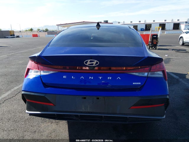 Hyundai ELANTRA Limited