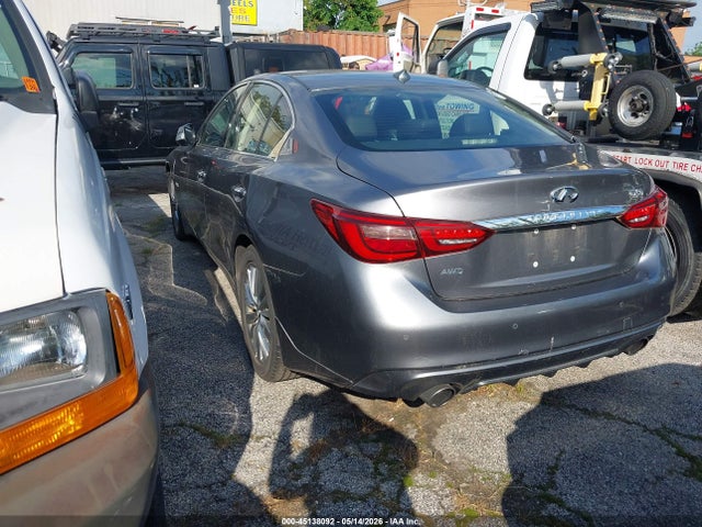 INFINITI Q50 3.0t Luxe