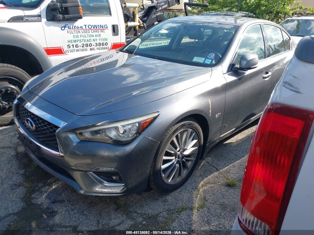 INFINITI Q50 3.0t Luxe
