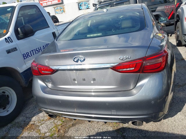 INFINITI Q50 3.0t Luxe