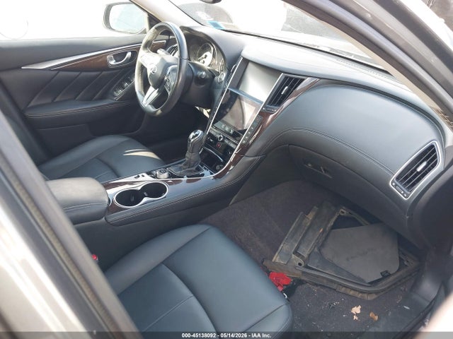 INFINITI Q50 3.0t Luxe