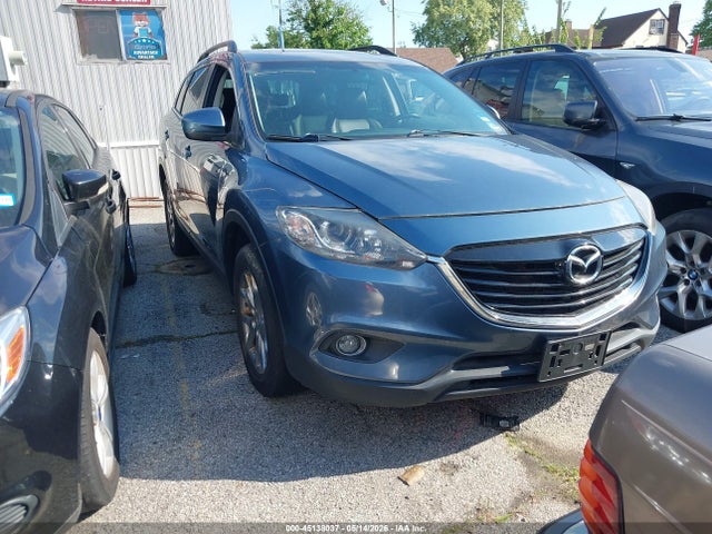 Salvage Mazda Cx Image
