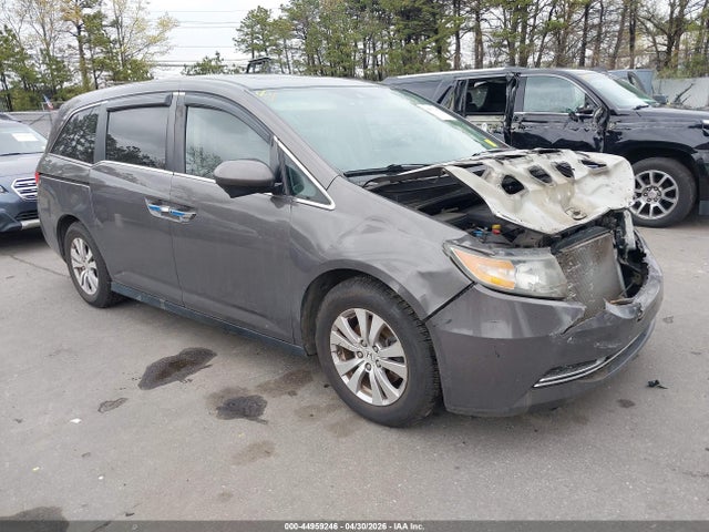 Salvage Honda Odyssey Image
