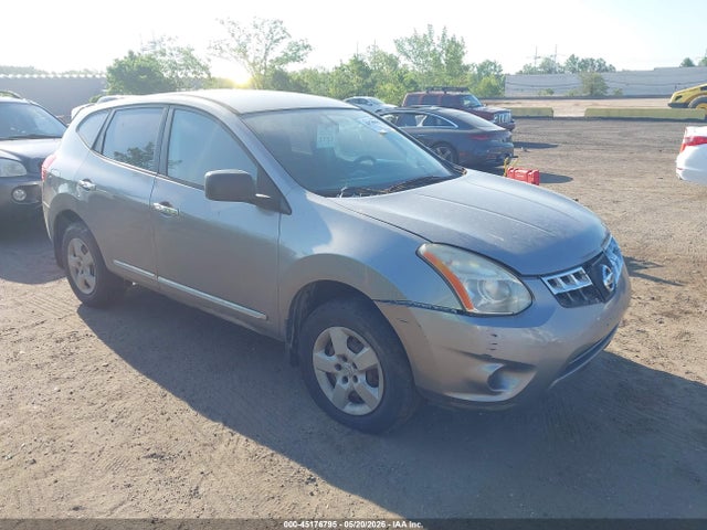 Salvage Nissan Rogue Image
