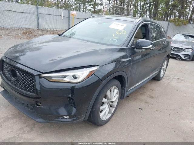 INFINITI Qx Essential
