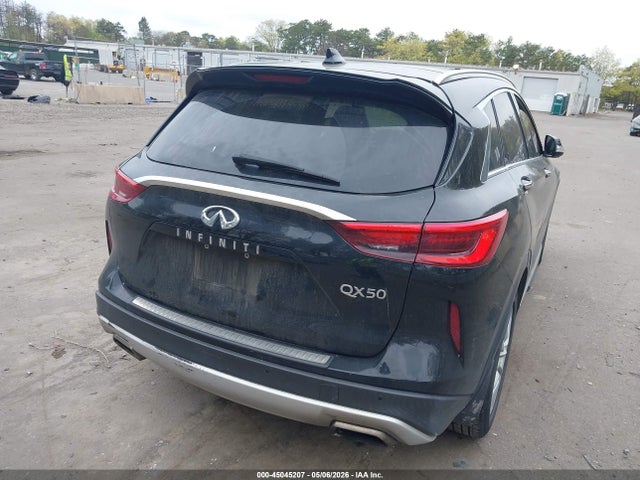 INFINITI Qx Essential