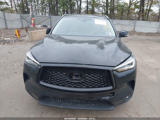 INFINITI Qx Essential
