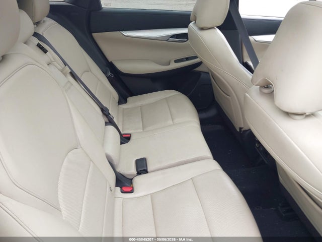 INFINITI Qx Essential