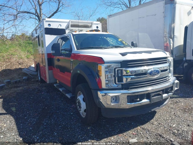 Salvage Ford F-550 Image