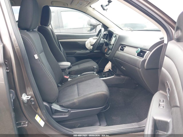 Mitsubishi Outlander Es