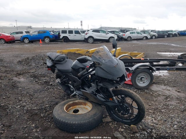 Salvage Yamaha Yfz320 Image