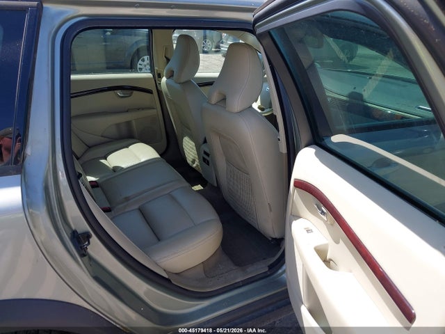 Volvo XC70 3.2
