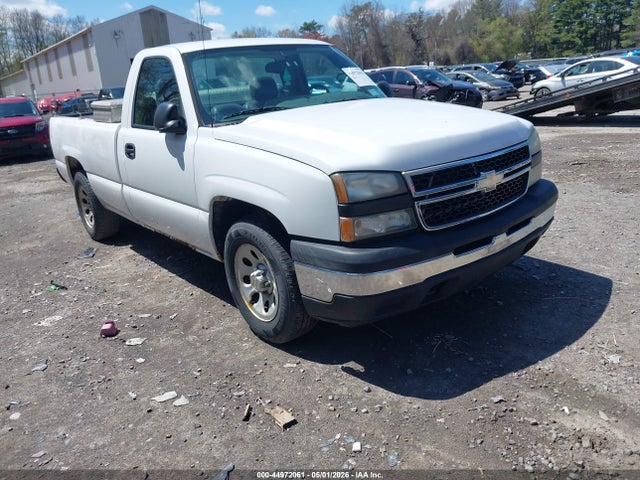 Salvage Chevrolet Silverado 1500 Image