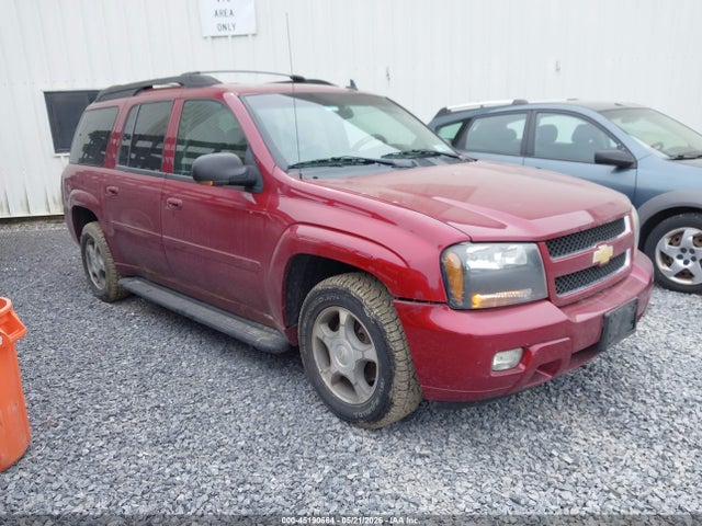 Salvage Chevrolet Trailblazer Image