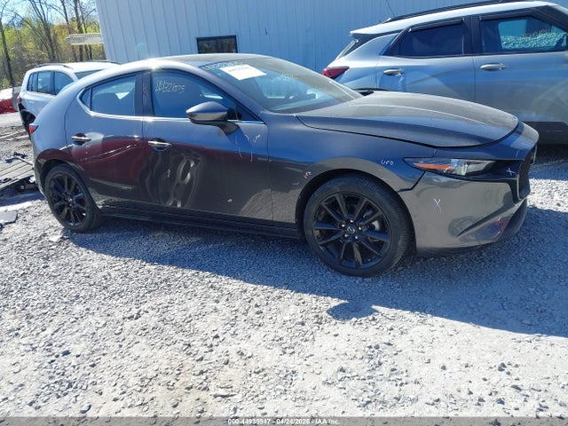 Salvage Mazda Mazda3 Image