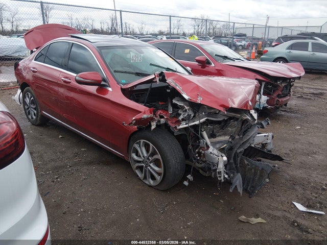 Salvage Mercedes-Benz C-Class Image