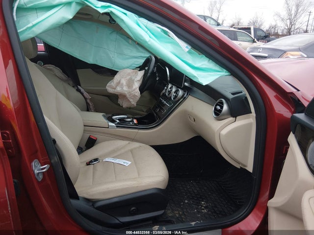 Mercedes-Benz C-Class 4matic