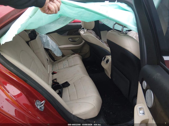 Mercedes-Benz C-Class 4matic