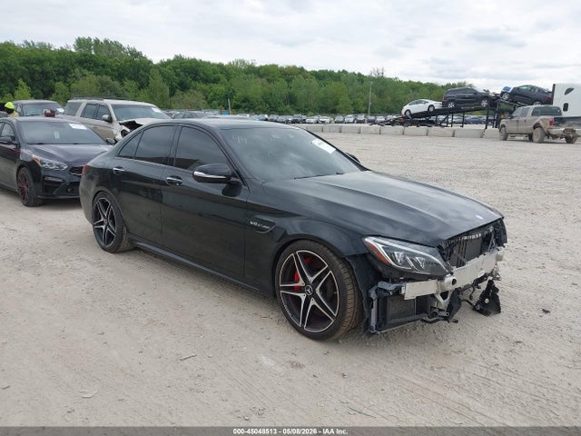 Salvage Mercedes-Benz C-Class Image