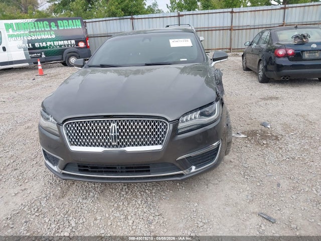 Lincoln MKZ Reserve