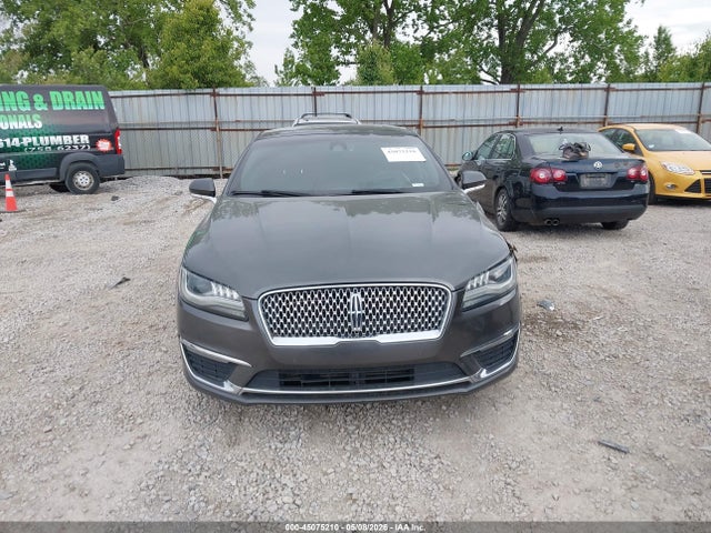 Lincoln MKZ Reserve
