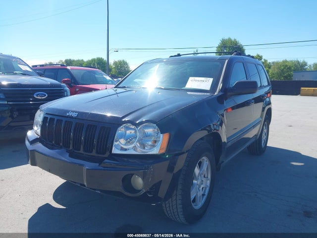 Jeep Grand Cherokee Laredo