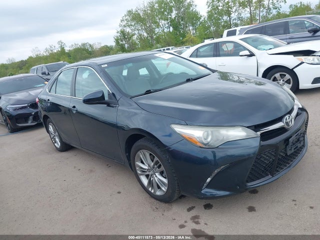 Salvage Toyota Camry Image