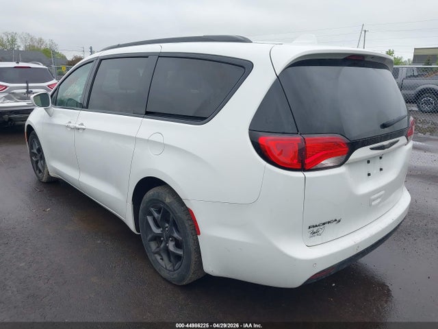 Chrysler Pacifica Touring L Plus